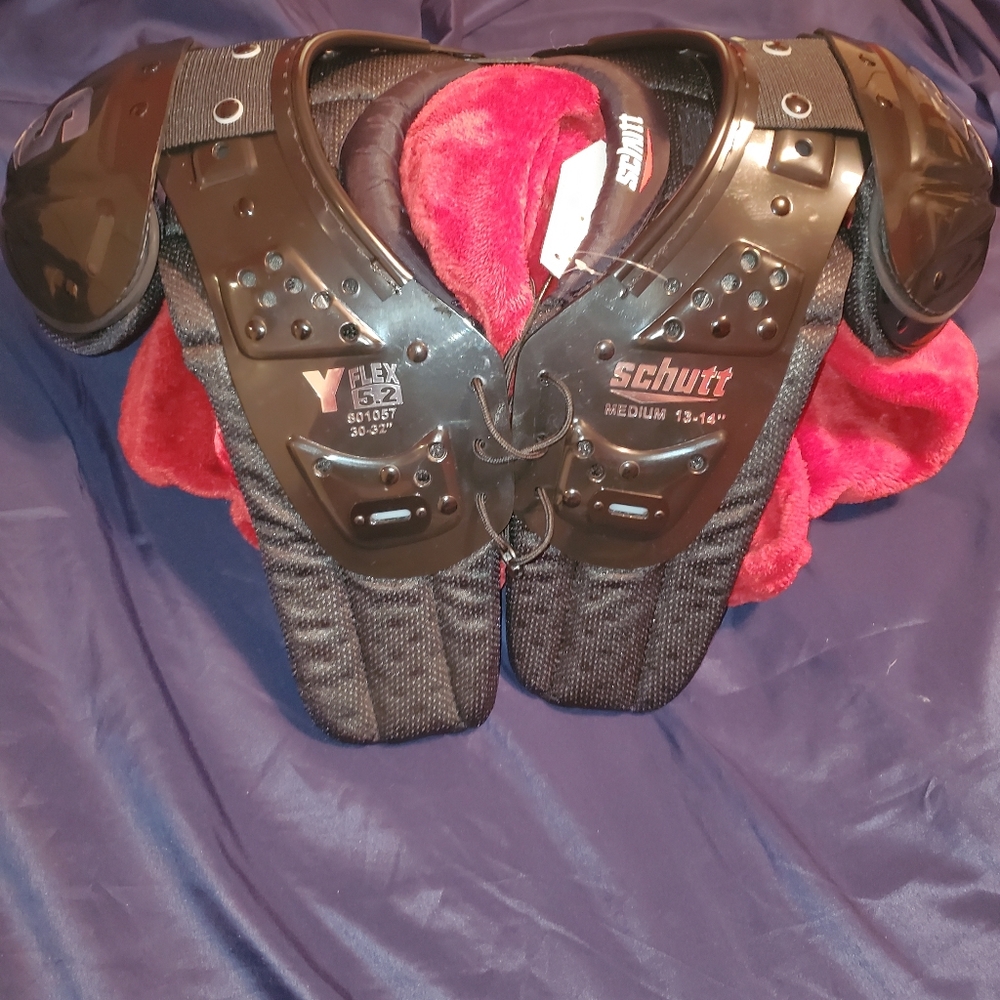 schutt shoulder pads y flex 5.2 black size medium